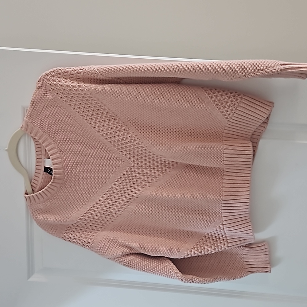 H&M Pink Cute Knit Sweater
